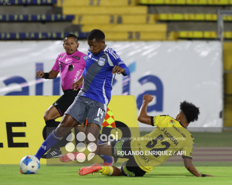 FBL COPA ECUADOR MIGUEL ITURRALDE VS EMELEC