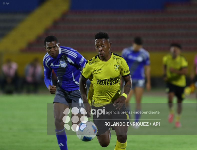 FBL COPA ECUADOR MIGUEL ITURRALDE VS EMELEC