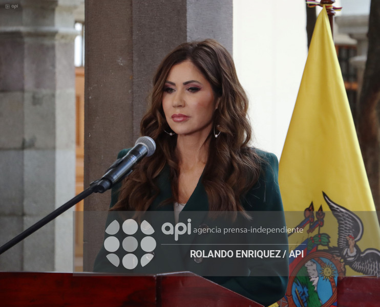 SECRETARIA DE EEUU CON PRESIDENTE NOBOA