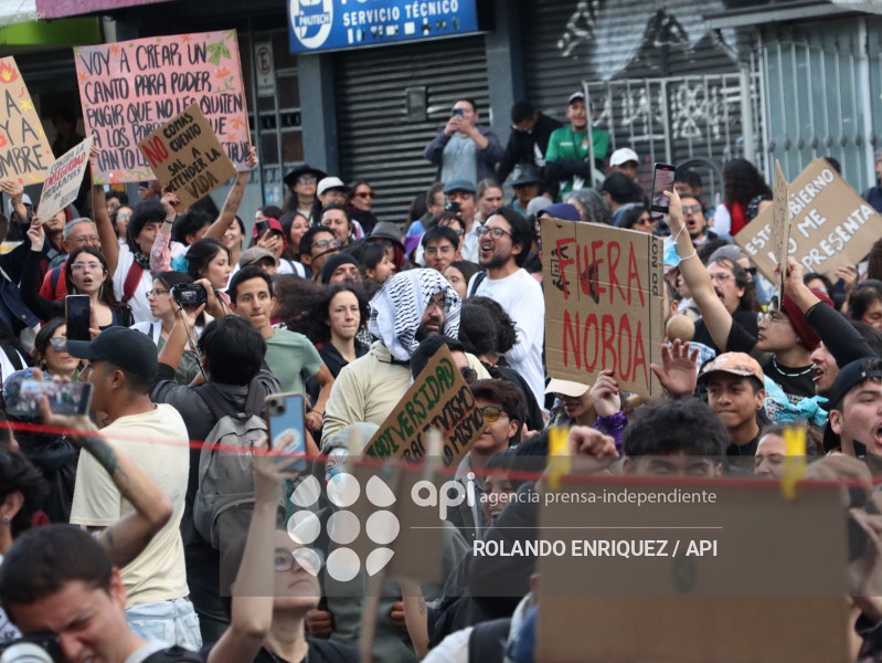 MARCHAS Y PLANTONES MINISTERIOS