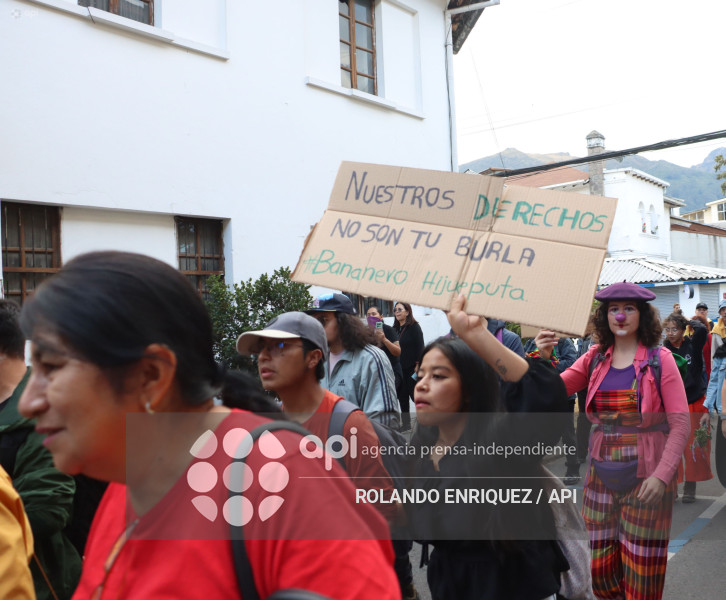 MARCHAS Y PLANTONES MINISTERIOS