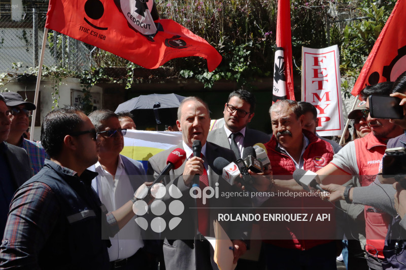 TRABAJADORES CORTE CONSTITUCIONAL