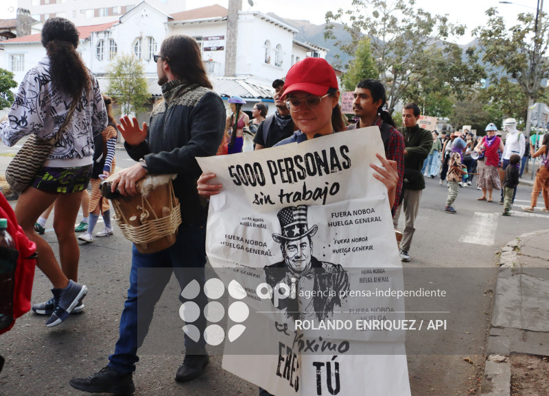MARCHAS Y PLANTONES MINISTERIOS