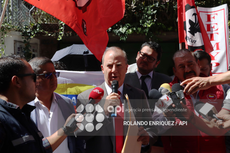 TRABAJADORES CORTE CONSTITUCIONAL