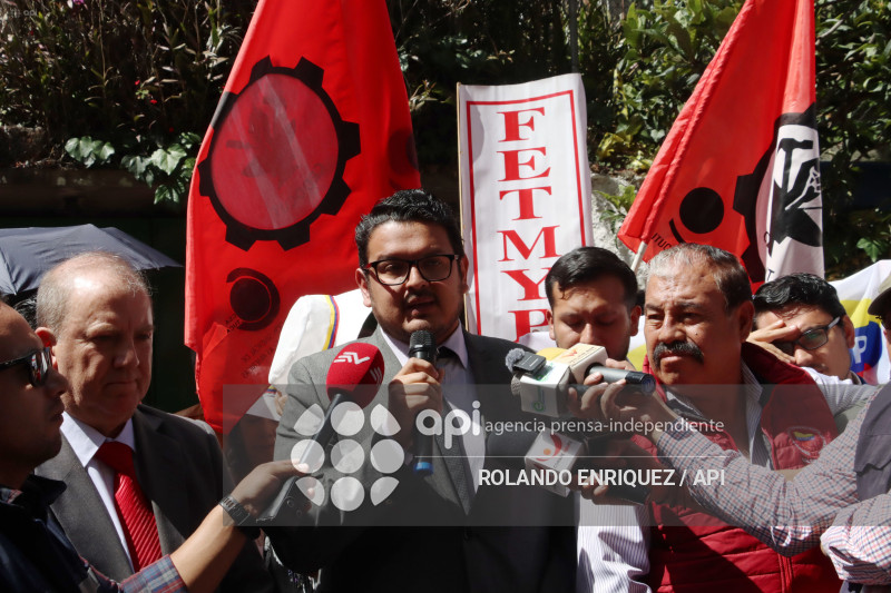 TRABAJADORES CORTE CONSTITUCIONAL