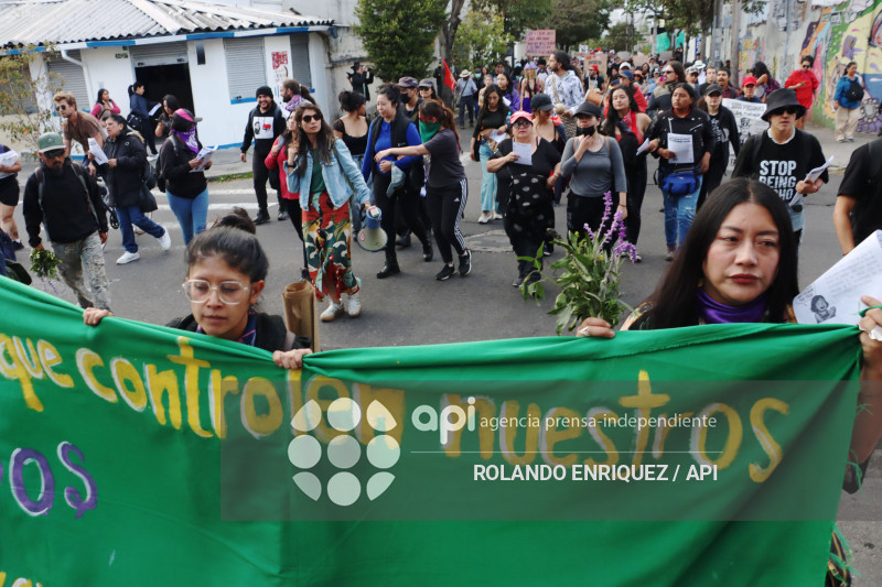 MARCHAS Y PLANTONES MINISTERIOS