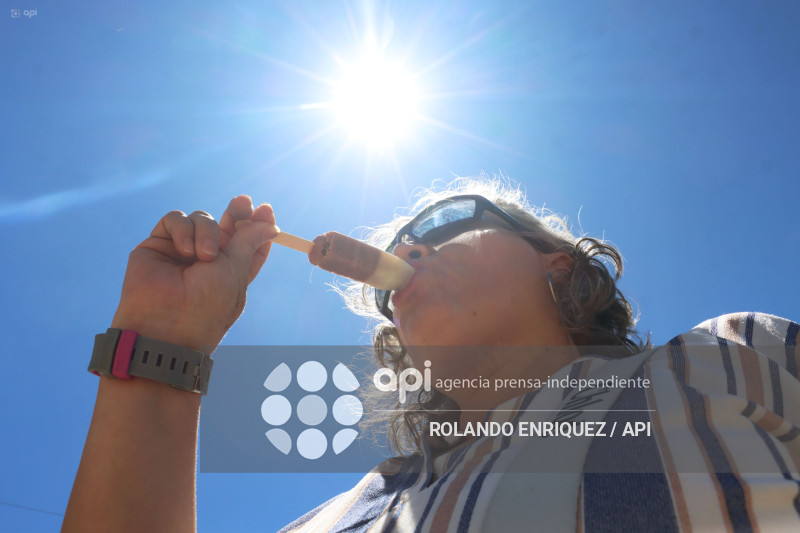 RADIACION SOLAR EN QUITO