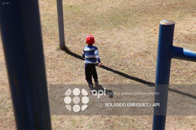 RADIACION SOLAR EN QUITO