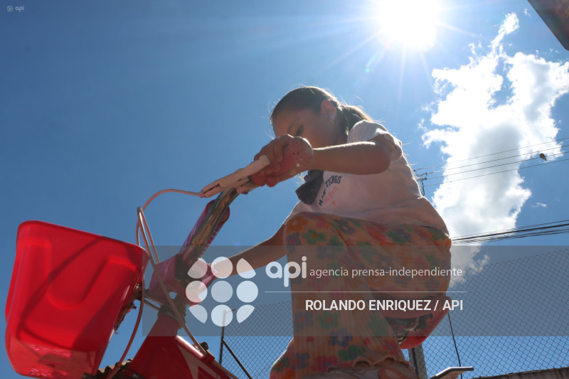 RADIACION SOLAR EN QUITO