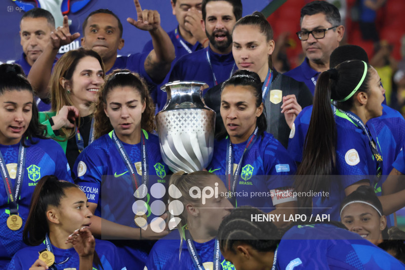 FINAL COPA AMERICA FEMENINA      COLOMBIA VS BRASIL