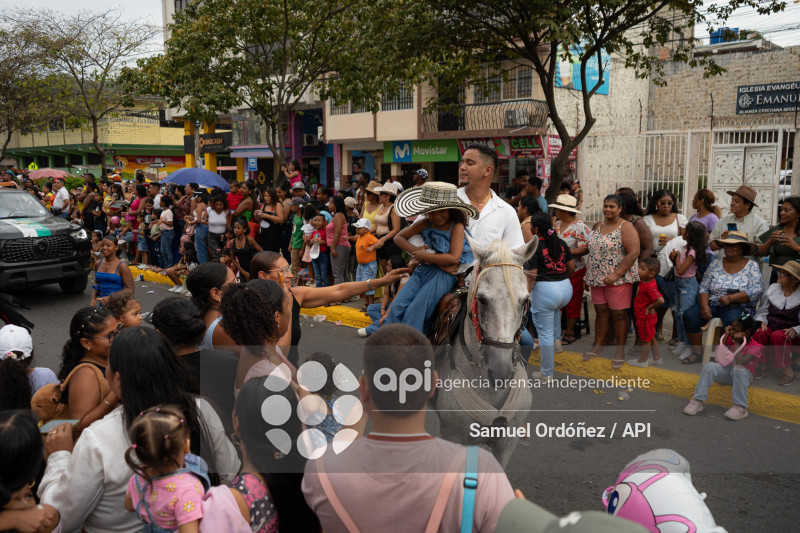 CABALGATA FIESTAS DE ESMERALDAS