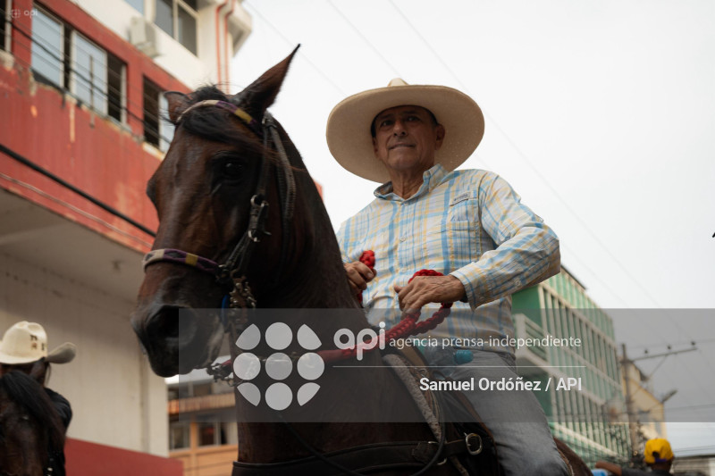 CABALGATA FIESTAS DE ESMERALDAS