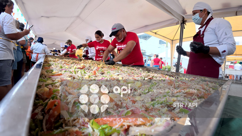 Word Récord Guinness - Festival del cangrejo rojo 