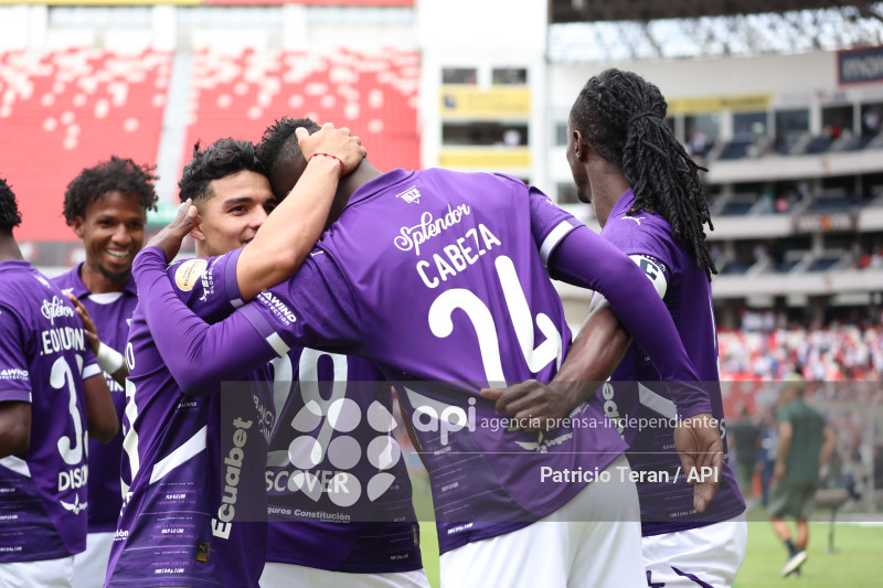 FBL LIGA ECUABET LIGA DE QUITO VS MUSHUC RUNA