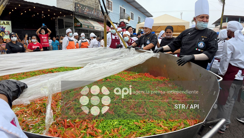 Word Récord Guinness - Festival del cangrejo rojo 