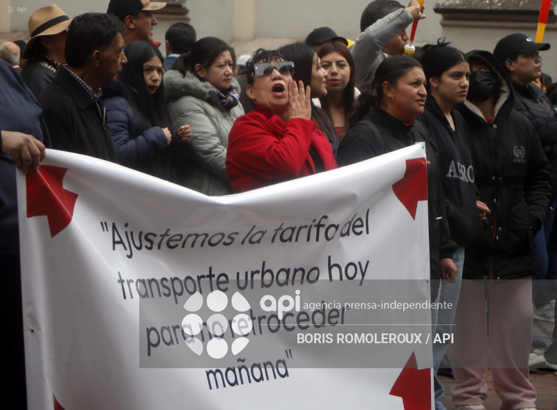 CUENCA-PROTESTA TRANSPORTISTAS