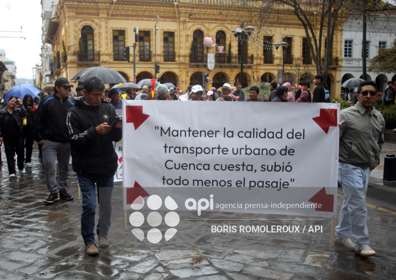 CUENCA-PROTESTA TRANSPORTISTAS