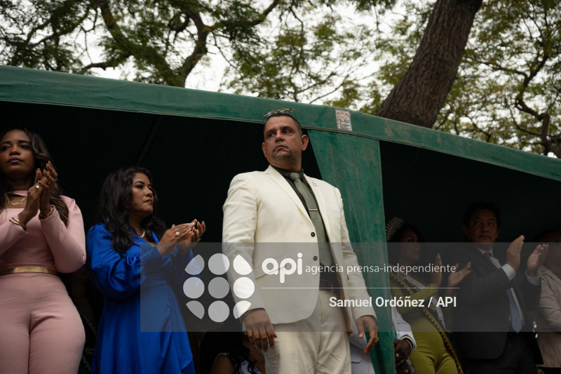 DESFILE CIVICO MILITAR ESMERALDAS