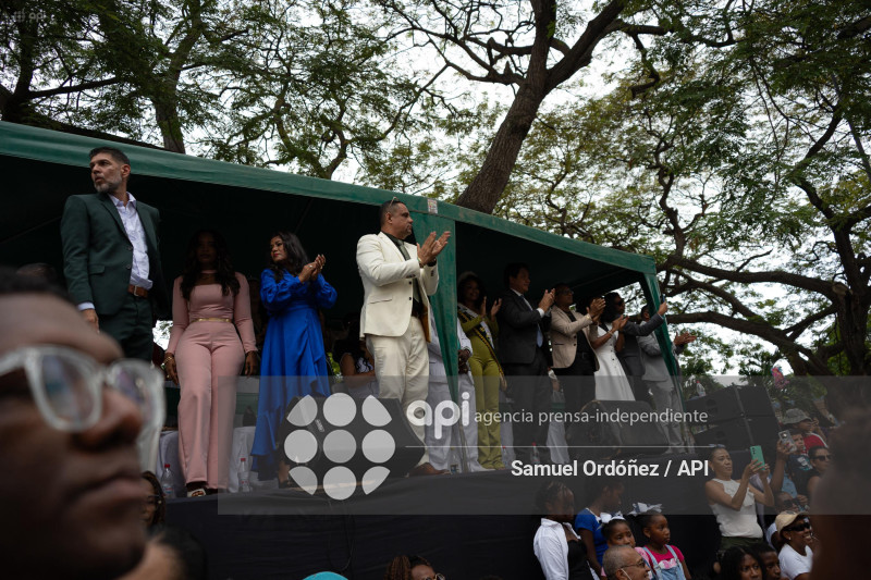 DESFILE CIVICO MILITAR ESMERALDAS