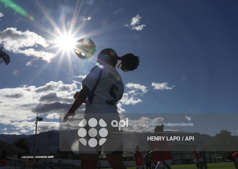 FBL SUPERLIGA FEMENINA ESPUCE VS EMELEC