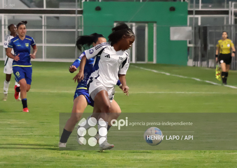 FBL SUPERLIGA FEMENINA ESPUCE VS EMELEC