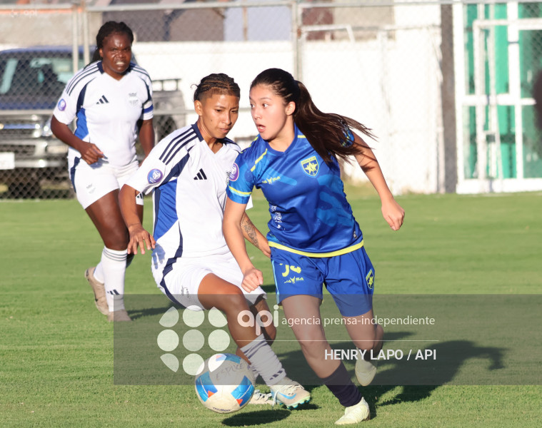 FBL SUPERLIGA FEMENINA ESPUCE VS EMELEC