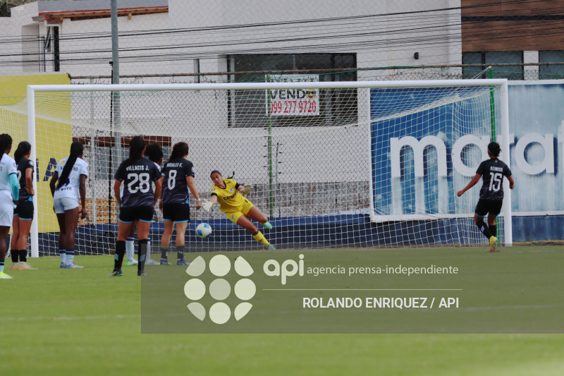 FBL SUPERLIGA FEMENINA CATOLICA VS MACARA