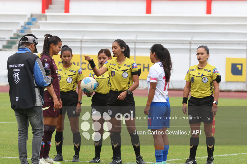 FBL-SUPERLIGA-DEPORTIVO IBARRA-LDU