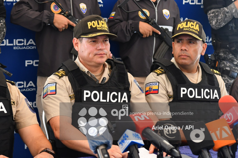 MANTA-DROGA-EL AROMO