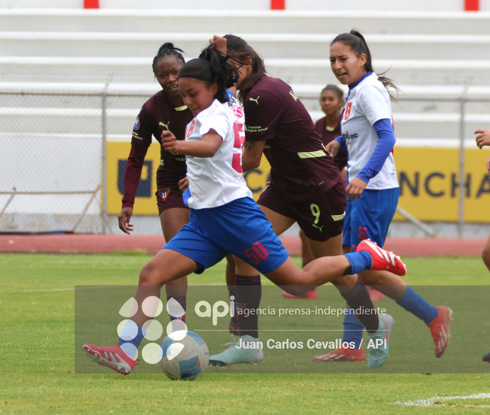 FBL-SUPERLIGA-DEPORTIVO IBARRA-LDU