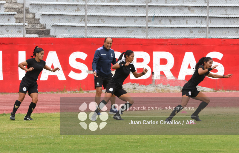 FBL-SUPERLIGA-DEPORTIVO IBARRA-LDU