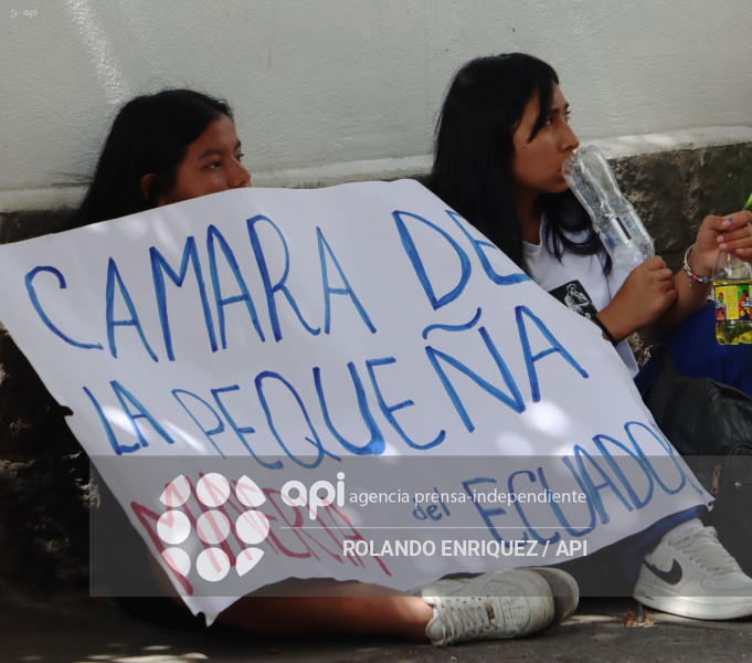 MARCHA MINEROS CONTRA LA TASA MINERA
