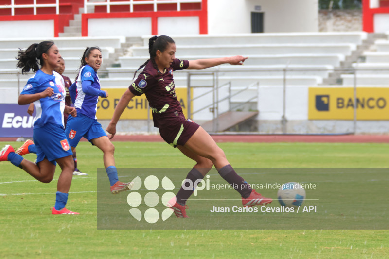 FBL-SUPERLIGA-DEPORTIVO IBARRA-LDU