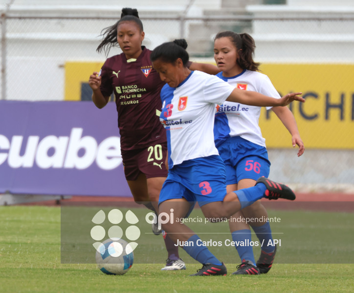 FBL-SUPERLIGA-DEPORTIVO IBARRA-LDU