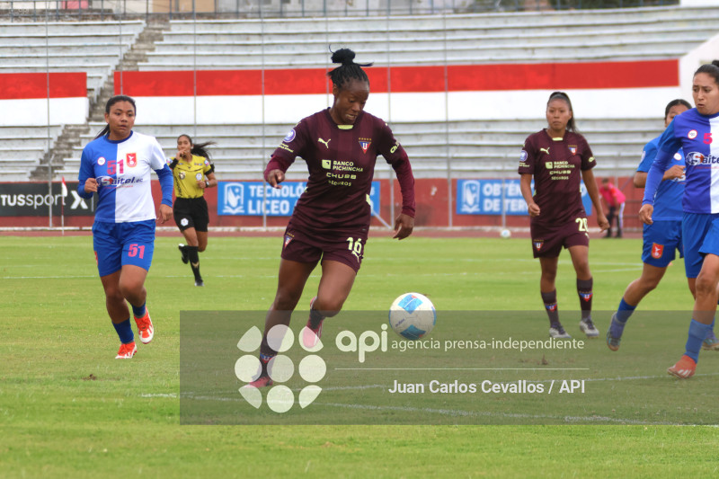 FBL-SUPERLIGA-DEPORTIVO IBARRA-LDU