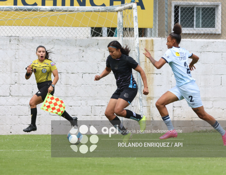 FBL SUPERLIGA FEMENINA CATOLICA VS MACARA