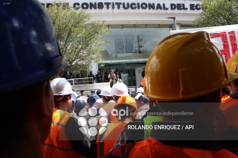 MARCHA MINEROS CONTRA LA TASA MINERA