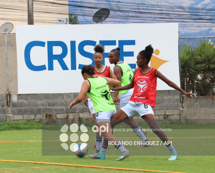 FBL SUPERLIGA FEMENINA CATOLICA VS MACARA