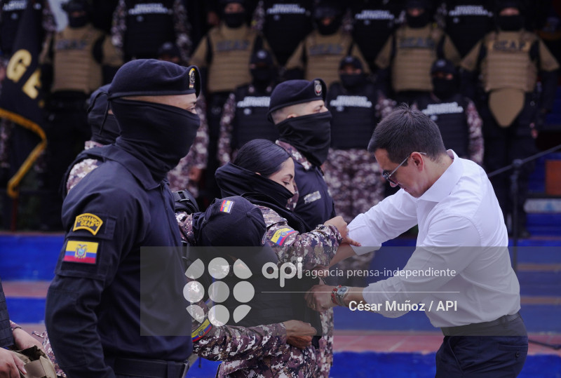 GYE-ENTREGA CHALECOS