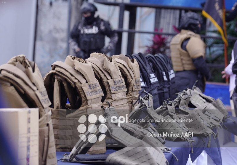 GYE-ENTREGA CHALECOS