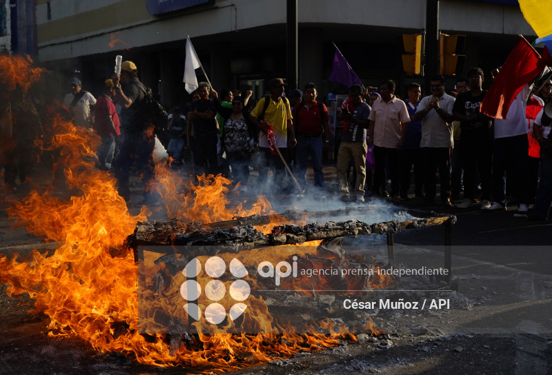 GYE-MARCHA CONTRA GOBIERNO