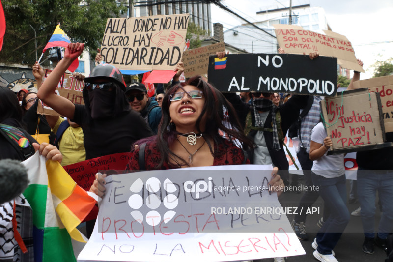 MARCHA MOVIMIENTOS SOCIALES
