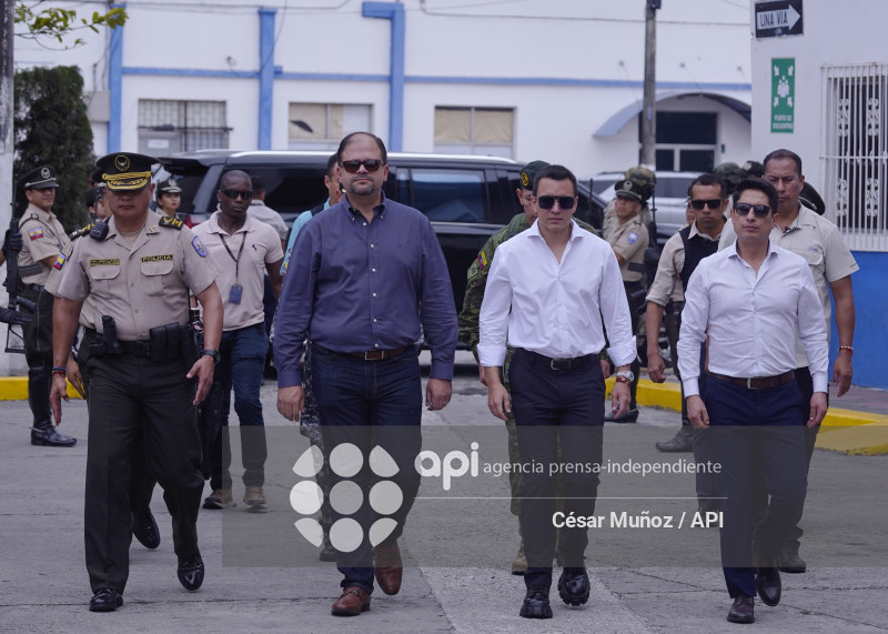 GYE-ENTREGA CHALECOS