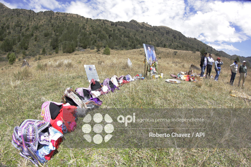 MISA Y RITUALES EN MEMORIA DE FERNANDO VILLAVICENCIO