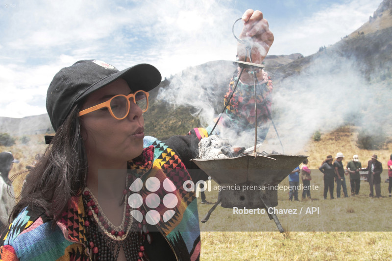 MISA Y RITUALES EN MEMORIA DE FERNANDO VILLAVICENCIO