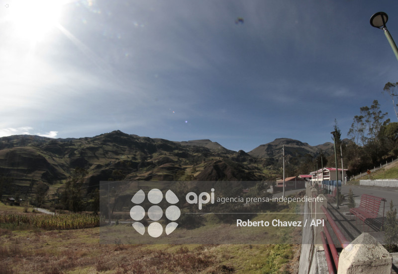 MISA Y RITUALES EN MEMORIA DE FERNANDO VILLAVICENCIO