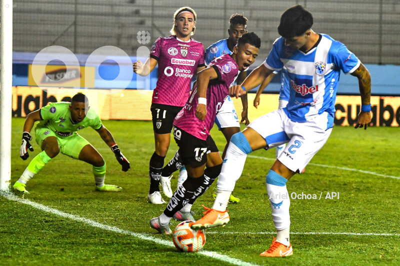 FBL-LIGAPRO-MANTA-IDV