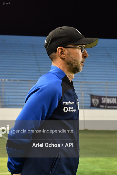 FBL-LIGAPRO-MANTA-IDV