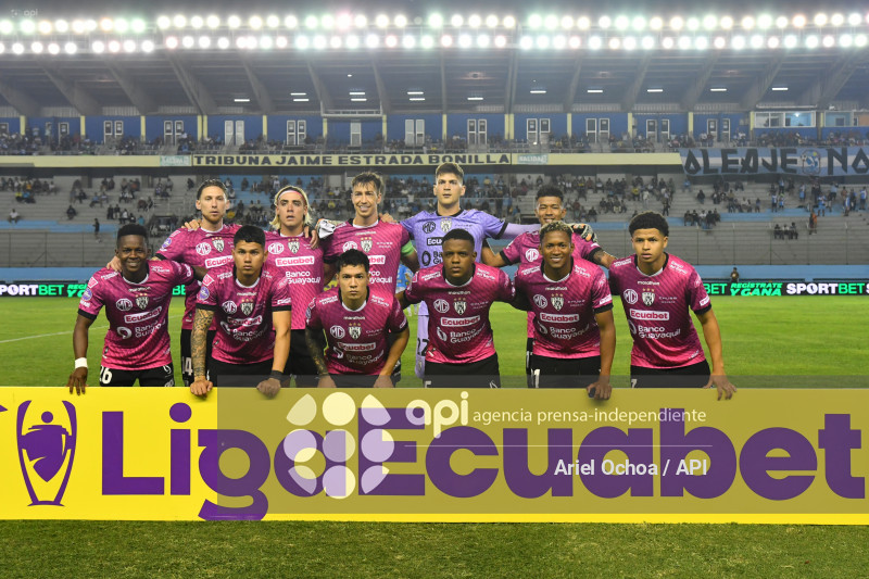 FBL-LIGAPRO-MANTA-IDV