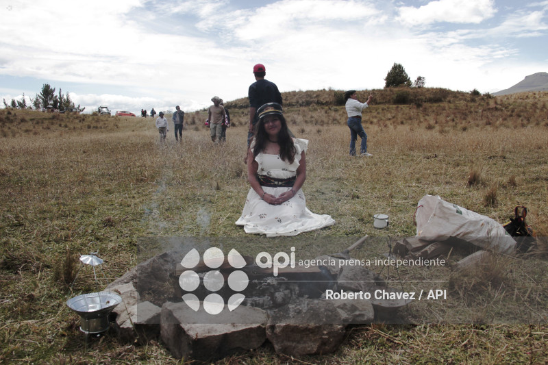 MISA Y RITUALES EN MEMORIA DE FERNANDO VILLAVICENCIO